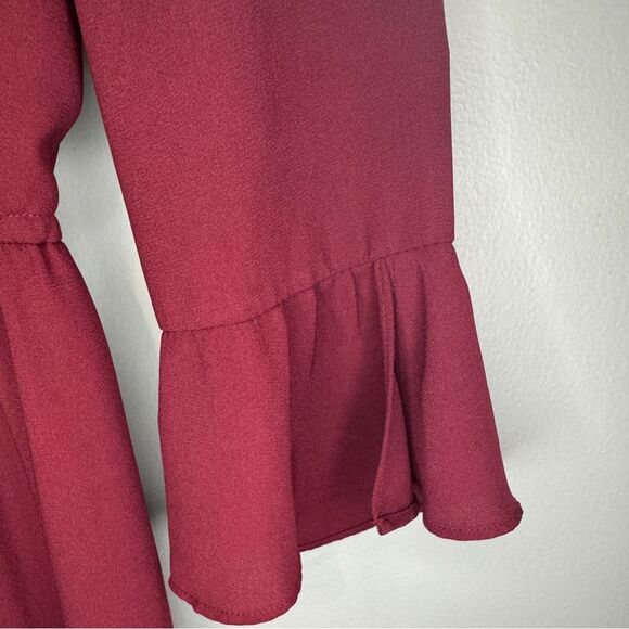 Maurice’s Maroon V-neck Tie Waist Bell Sleeve Midi Dress size Medium‎ - Picture 2 of 5